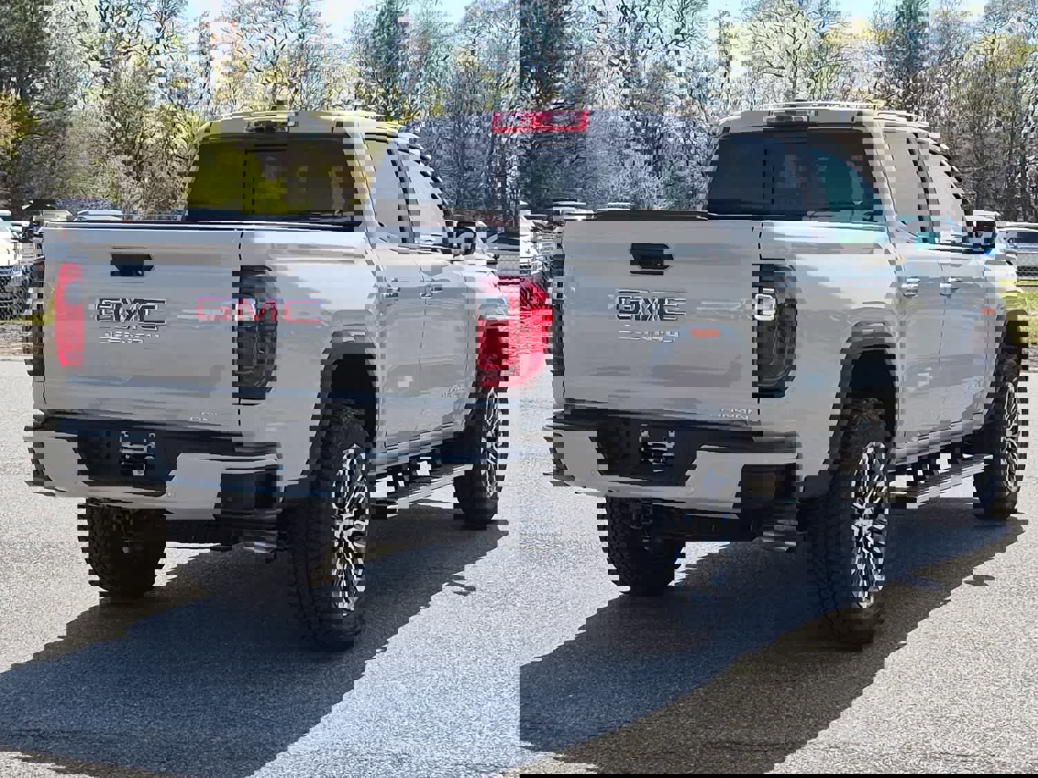 New 2026 GMC Canyon Denali image 3