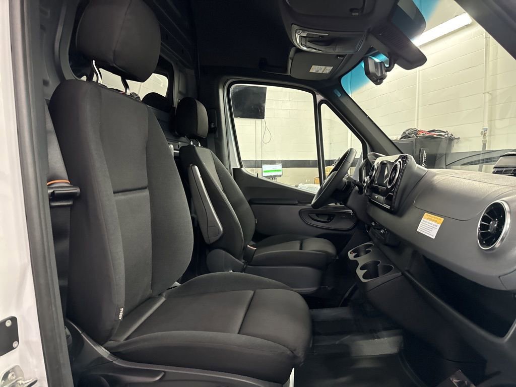 New 2025 Mercedes-Benz Sprinter 3500 image 13