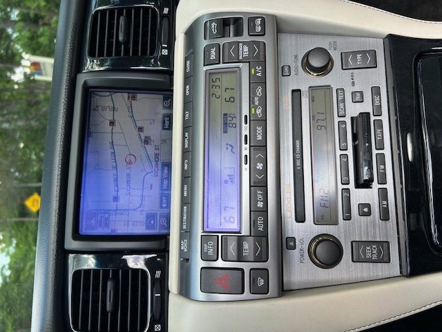 Used 2009 Lexus SC 430 Convertible RWD image 32