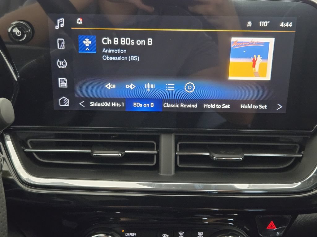 New 2026 Chevrolet Trax RS w/ Sunroof Package FWD image 18