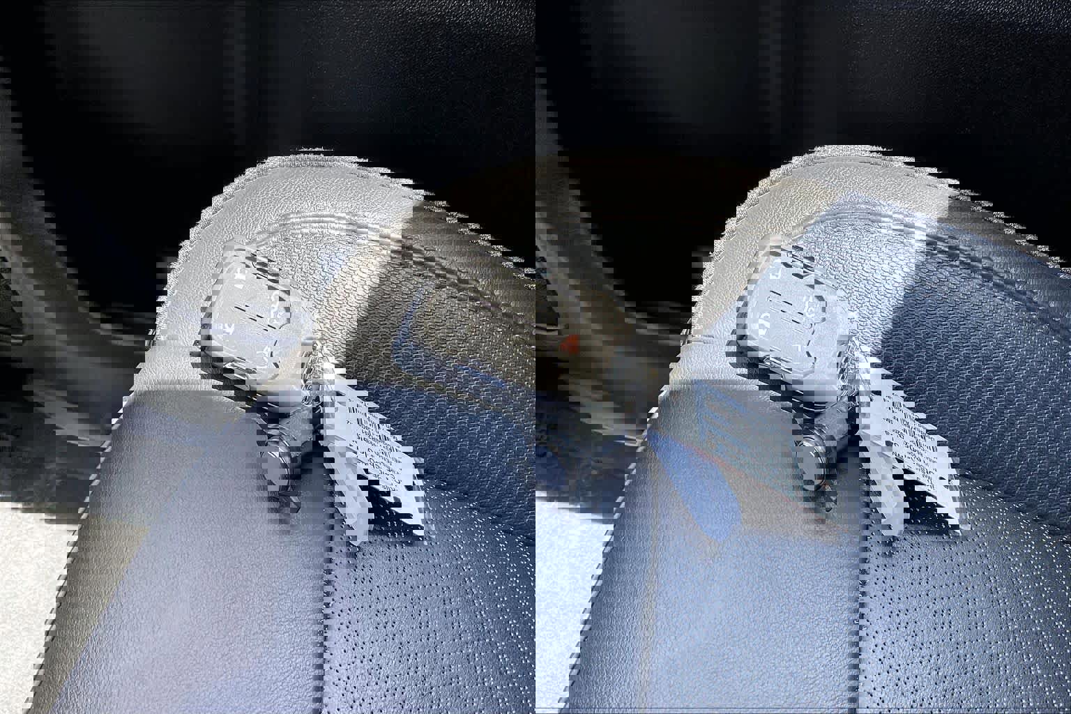 Used 2023 Chevrolet Silverado 3500 High Country image 11