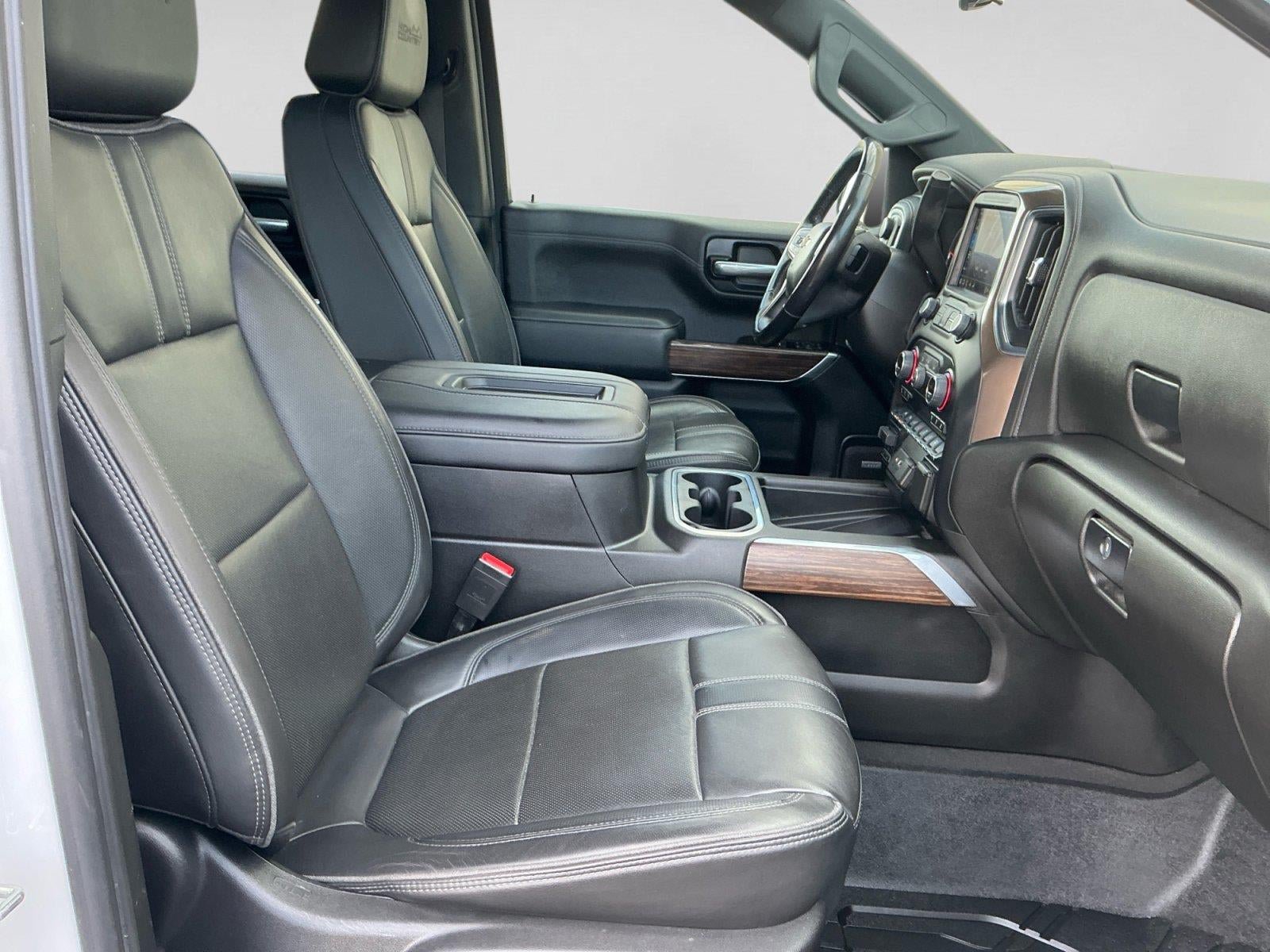 Used 2022 Chevrolet Silverado 1500 High Country w/ Technology Package AWD/4WD image 15