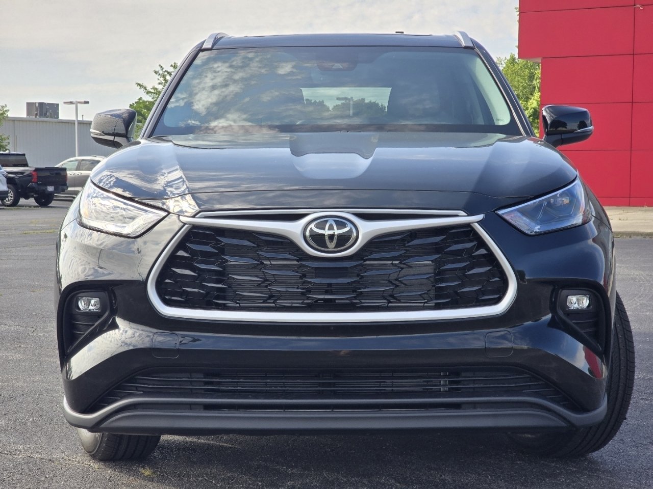 New 2026 Toyota Highlander XLE AWD/4WD image 12