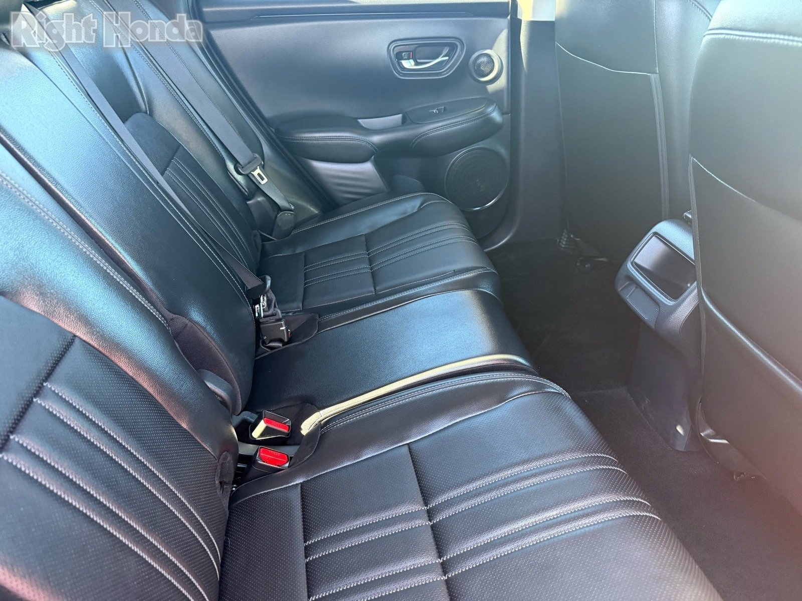 Used 2023 Honda HR-V EX-L image 29