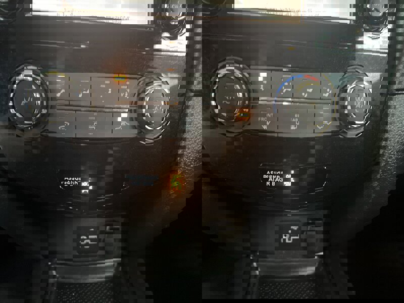 Used 2019 Nissan Rogue S image 18