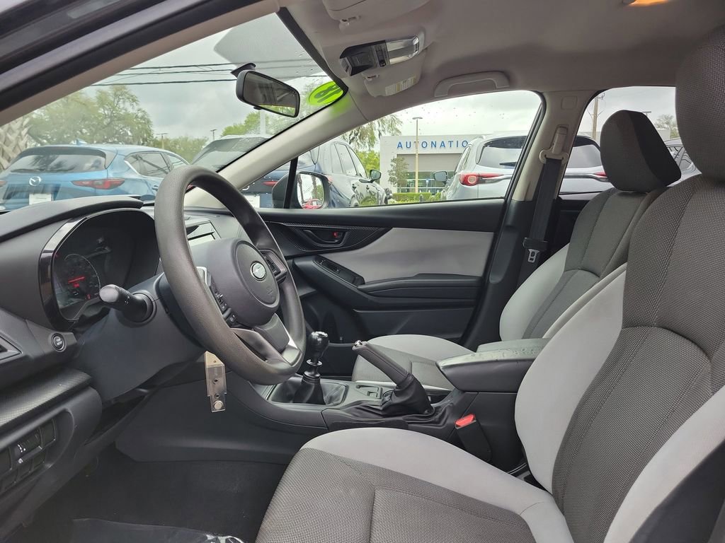 Used 2018 Subaru Crosstrek 2.0i image 2