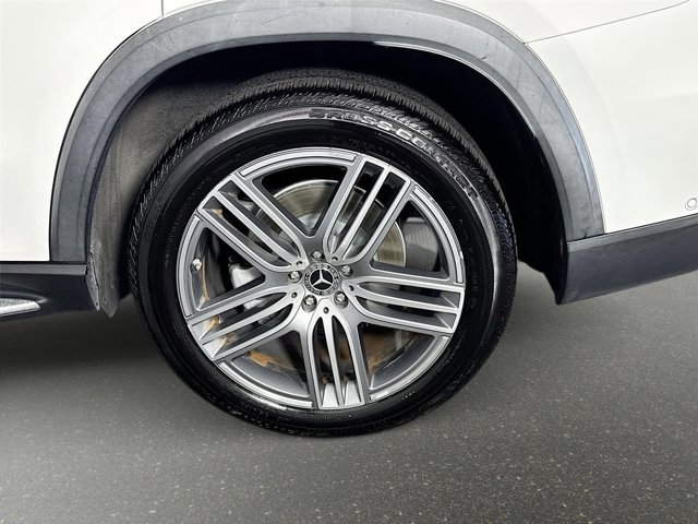 Used 2021 Mercedes-Benz GLS 450 4MATIC image 33