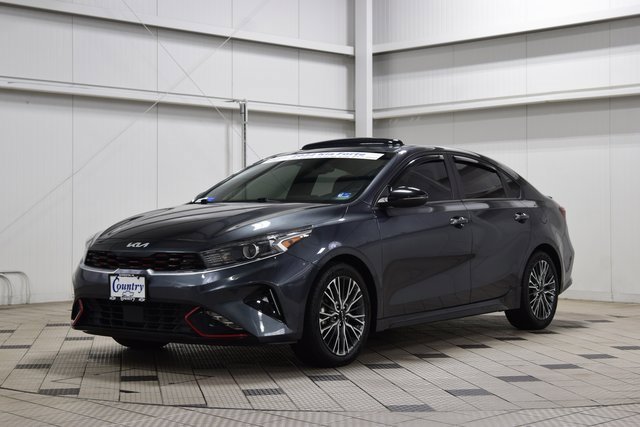 Used 2022 Kia Forte GT-Line w/ GT-Line Premium Package image 3