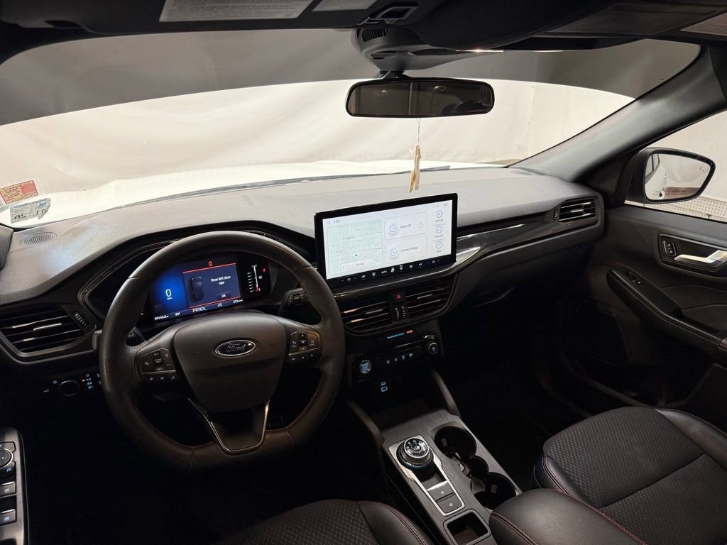 Used 2023 Ford Escape ST-Line w/ Tech Pack #1 FWD image 10