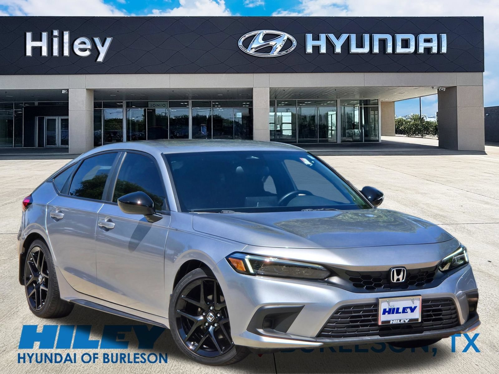 Used 2024 Honda Civic Sport image 2