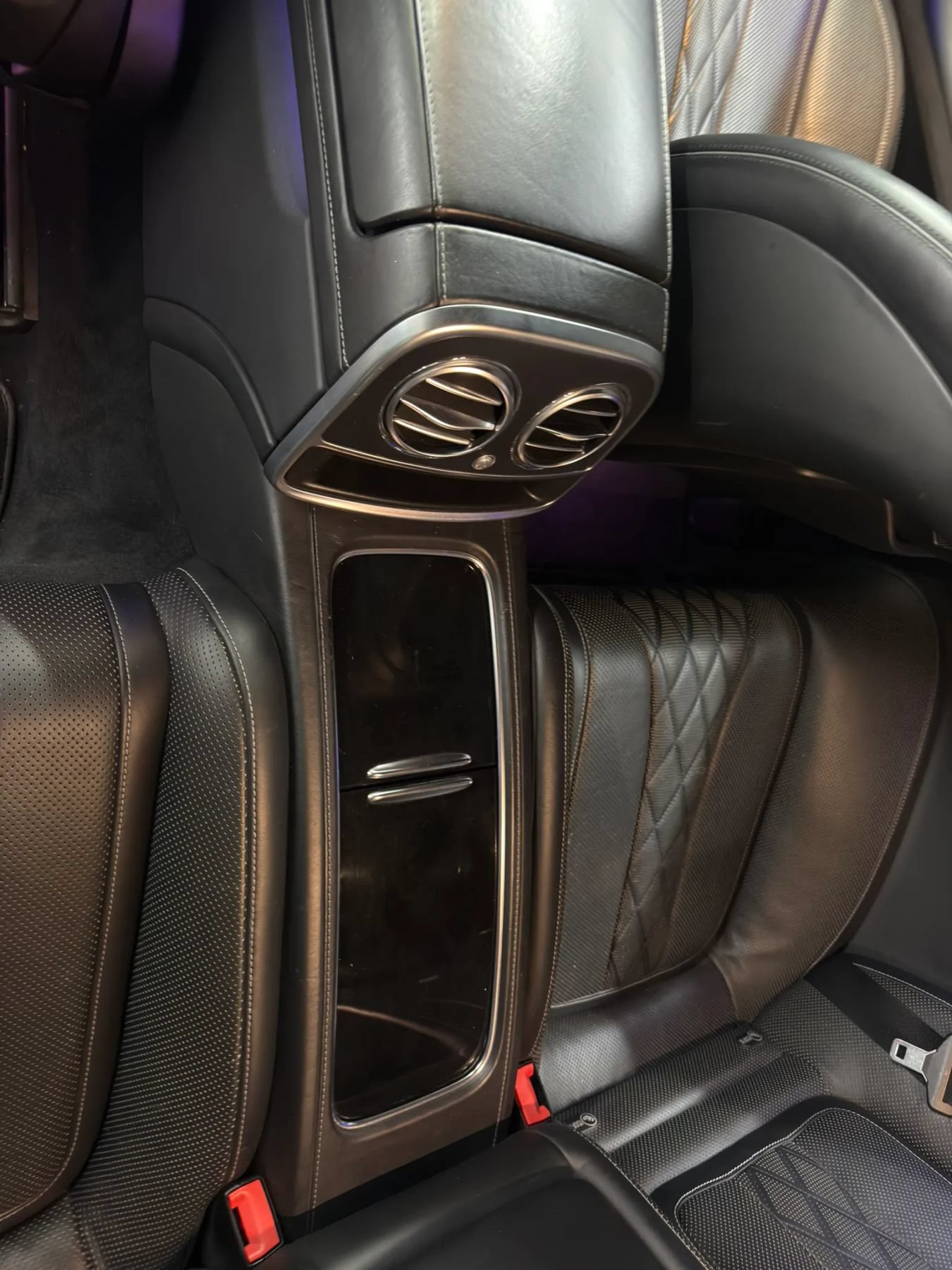 Used 2019 Mercedes-Benz S 560 Cabriolet image 38