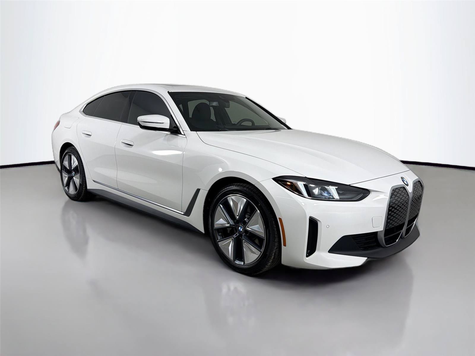 New 2026 BMW i4 xDrive40i w/ Premium Package AWD/4WD image 5