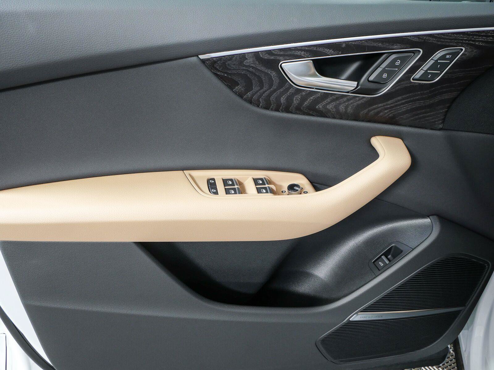 New 2026 Audi Q8 Premium AWD/4WD image 6