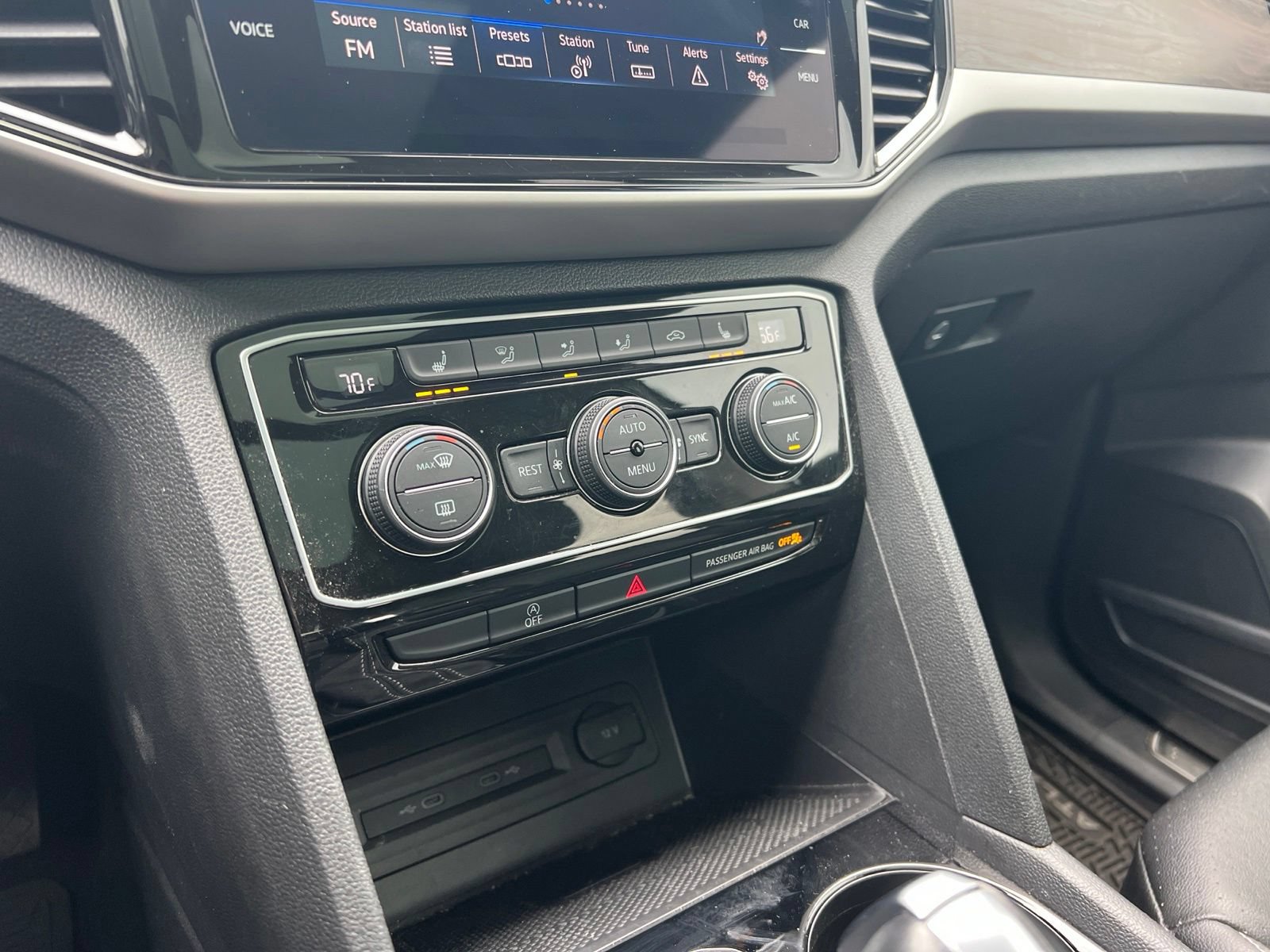 Used 2022 Volkswagen Atlas SE FWD image 18