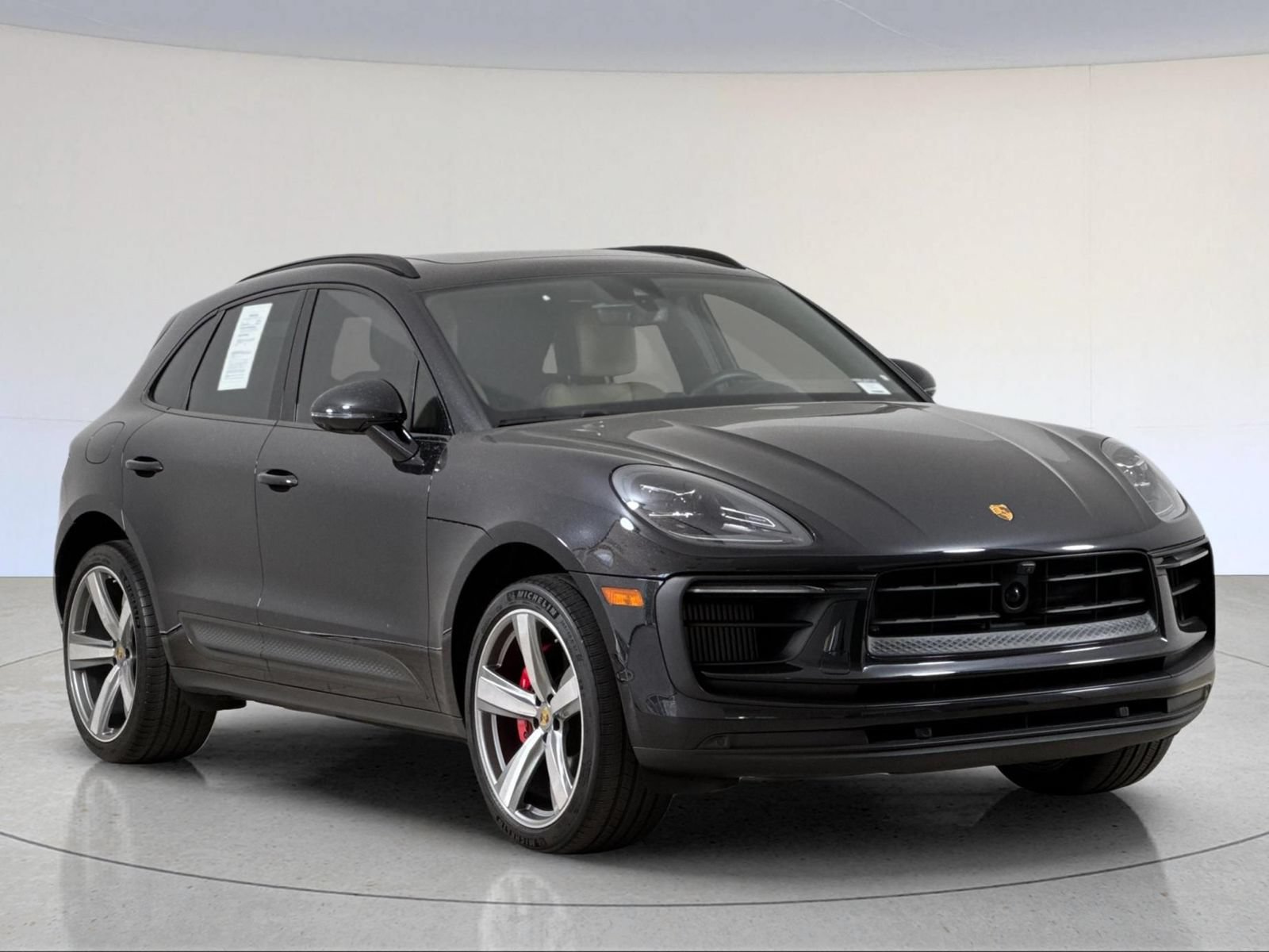 Certified 2024 Porsche Macan S AWD/4WD image 10