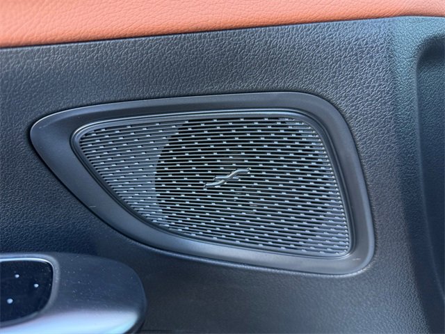 Used 2025 Mercedes-Benz C 300 Sedan image 13