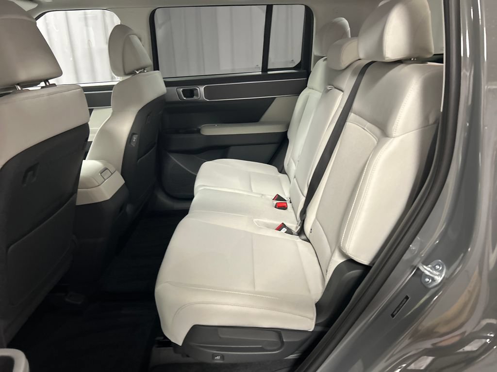 New 2027 Hyundai Santa Fe SE AWD/4WD image 21