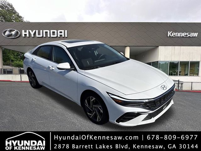 Certified 2025 Hyundai Elantra SEL FWD image 1