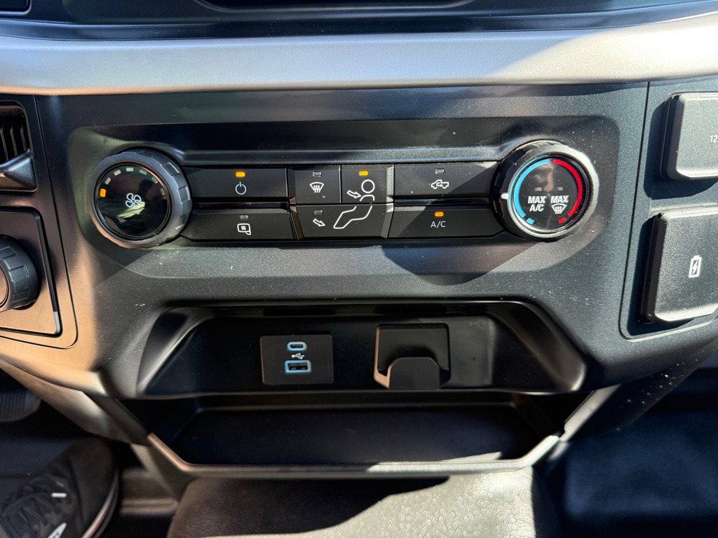 Used 2023 Ford F150 XL image 28