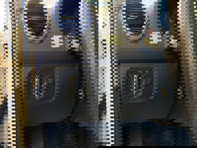 Used 2013 Audi A3 TDI Premium Plus image 17