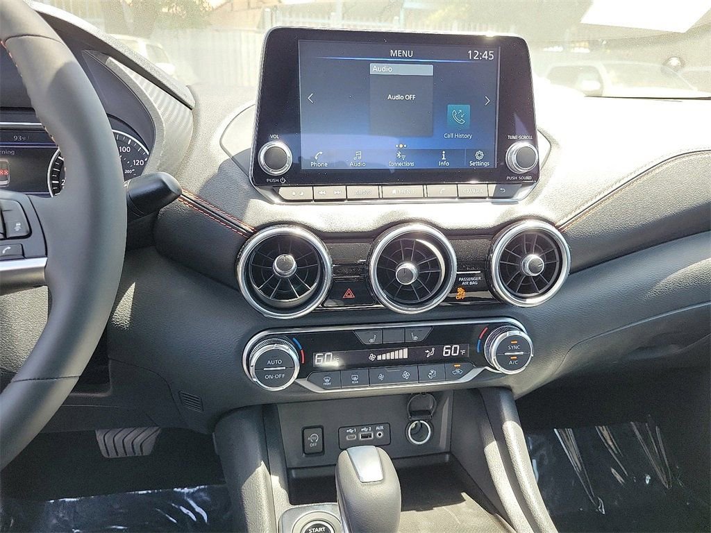 New 2025 Nissan Sentra SR image 9
