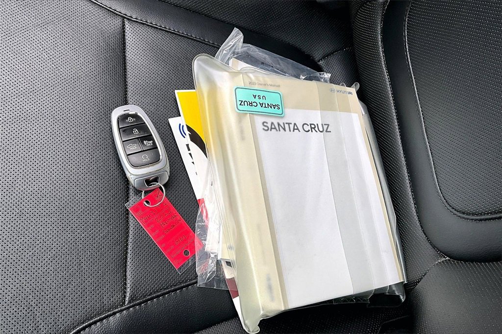 Used 2023 Hyundai Santa Cruz Limited image 37