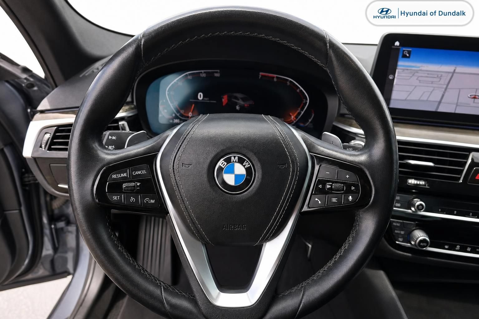 Used 2022 BMW 530i w/ M Sport Package RWD image 8