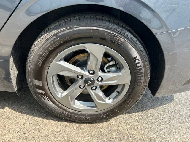 Used 2024 Kia K5 LXS FWD image 50