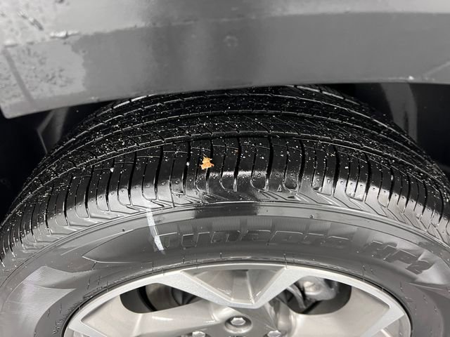 Used 2025 Chevrolet Trax LT w/ LT Convenience Package image 22