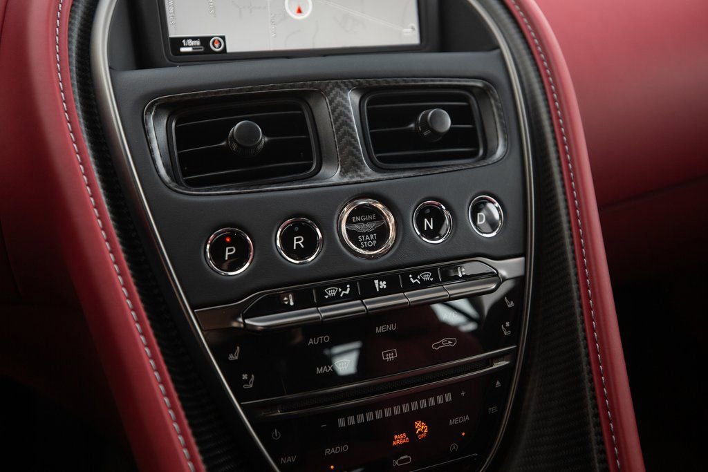 Used 2023 Aston Martin DB11 V12 image 45