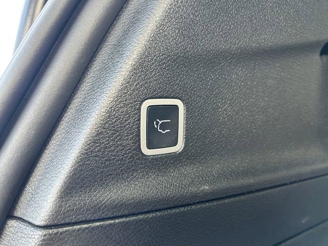 Used 2025 Chrysler Pacifica Select FWD image 20