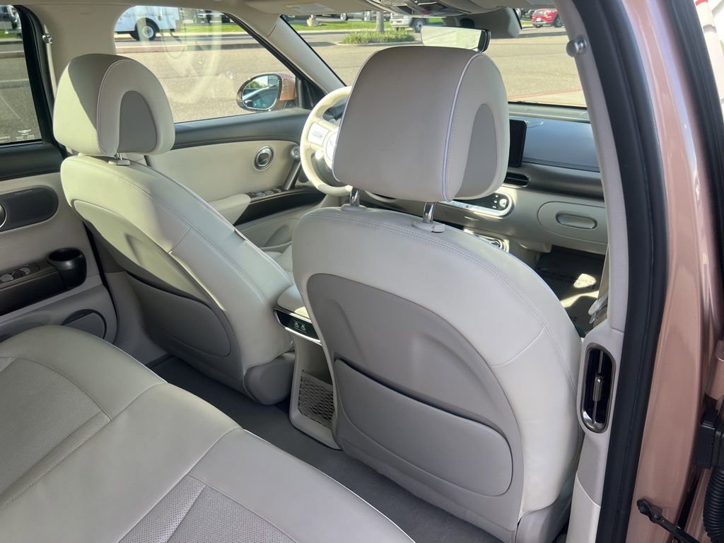 Used 2023 Genesis GV60 Advanced w/ Cargo Package image 46