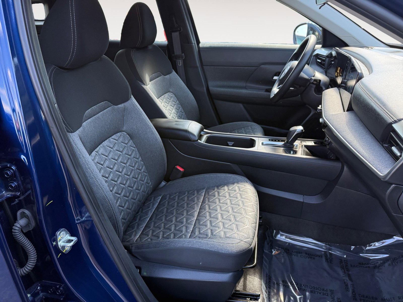 Used 2026 Nissan Kicks SV FWD image 19