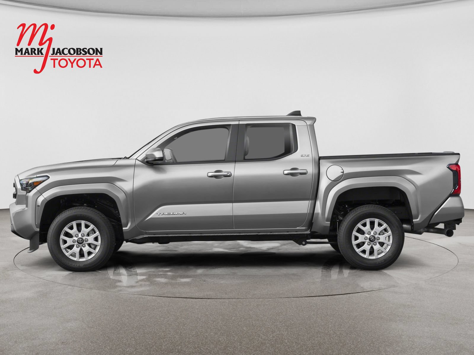 Used 2024 Toyota Tacoma TRD Off-Road AWD/4WD image 4
