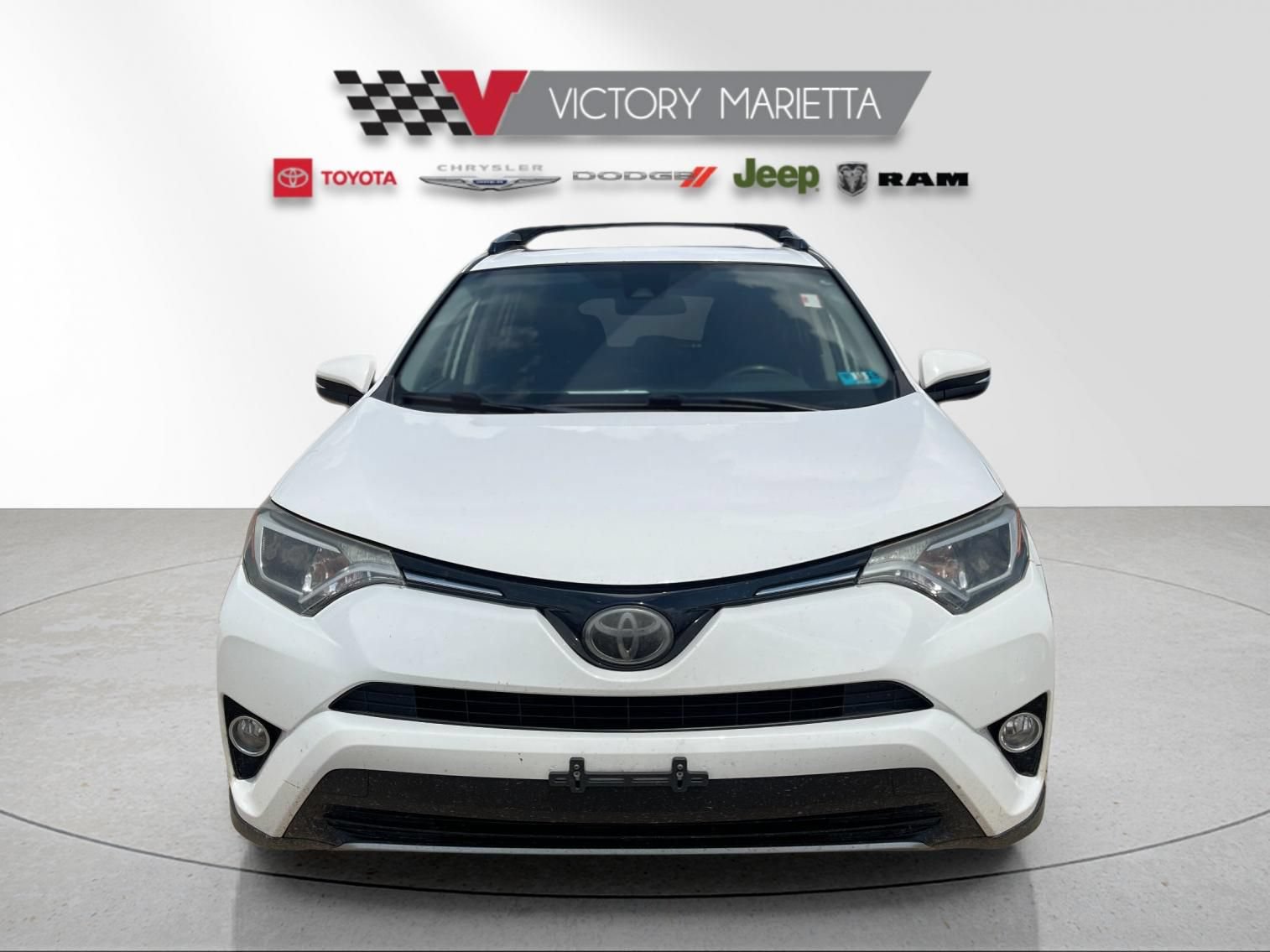 Used 2018 Toyota RAV4 XLE w/ Plus Extra Value Package AWD/4WD image 7