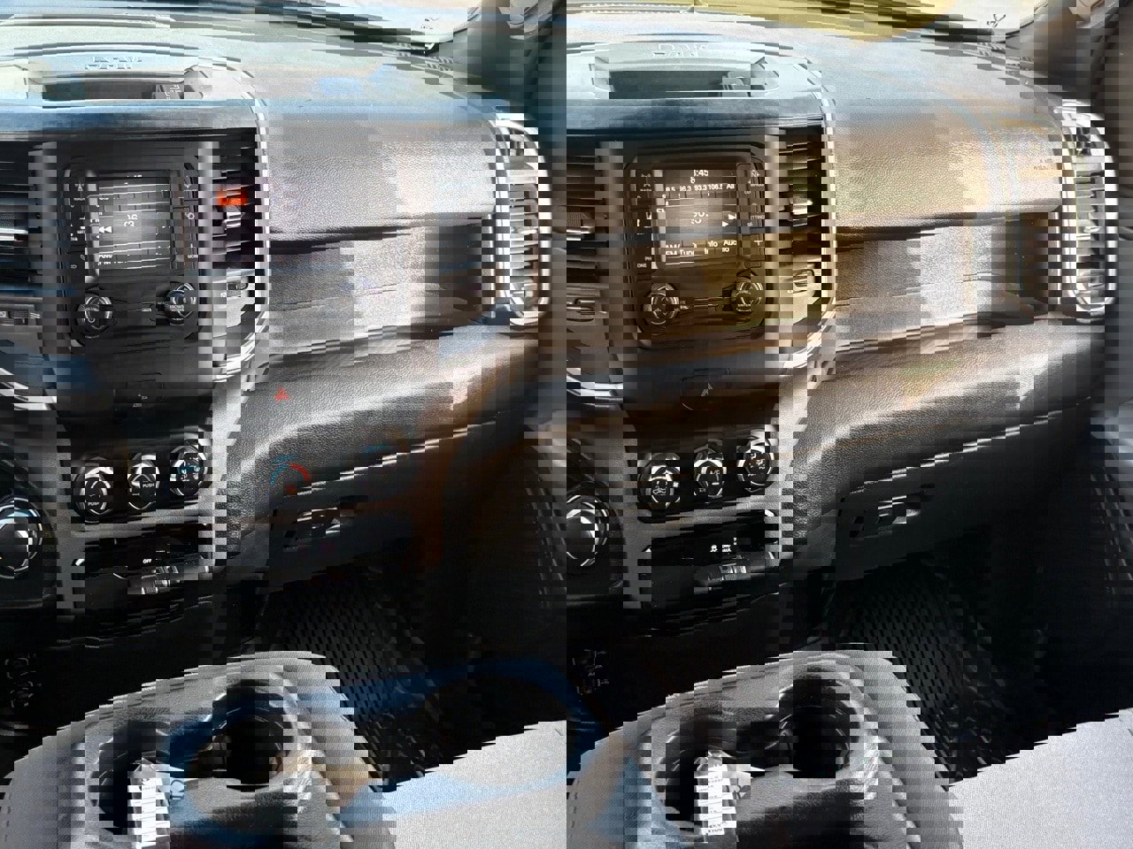 Used 2021 RAM 1500 Big Horn image 14