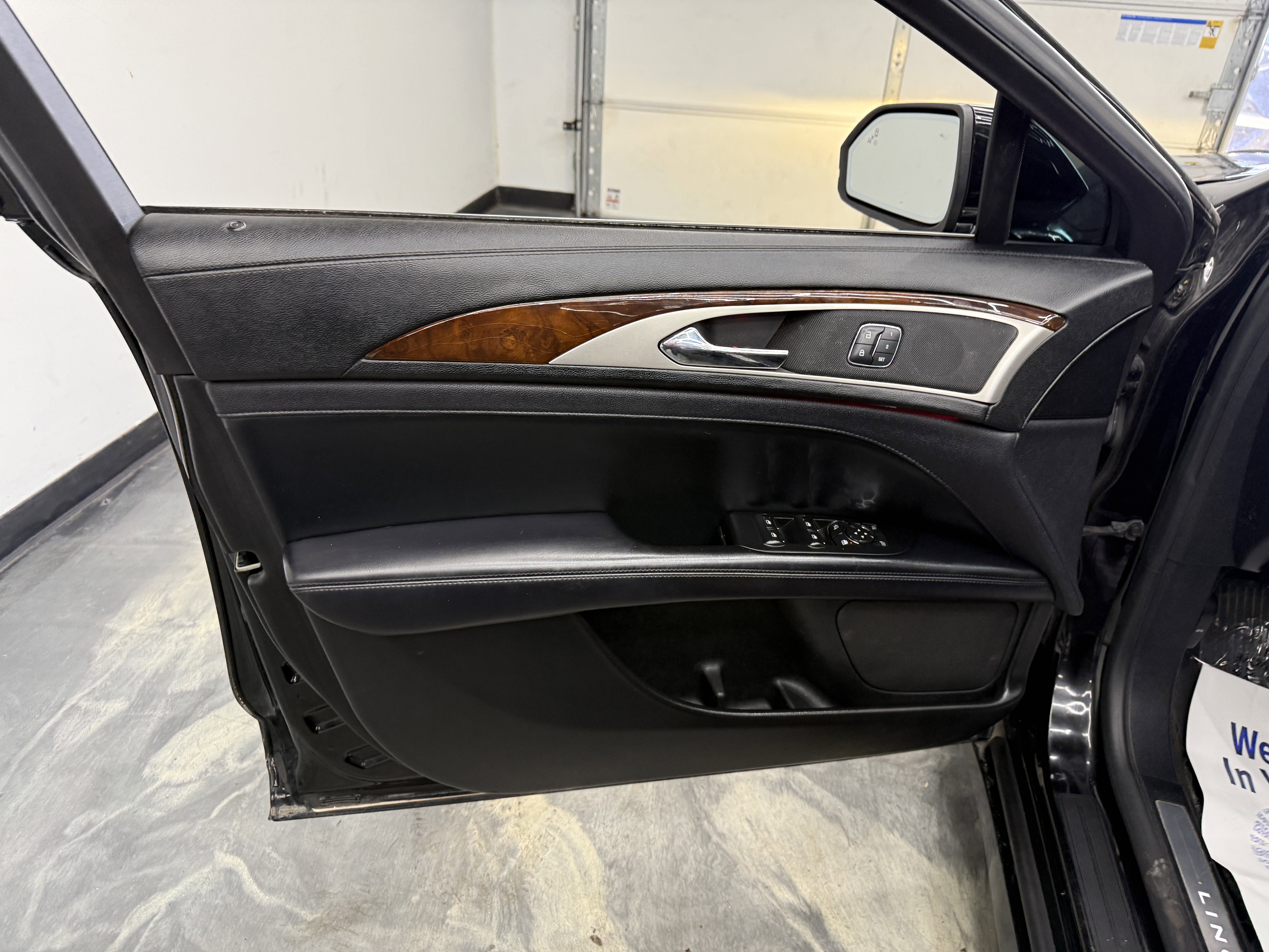 Used 2018 Lincoln MKZ Reserve AWD/4WD image 10