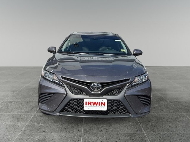 Used 2018 Toyota Camry SE w/ Moonroof Package FWD image 8