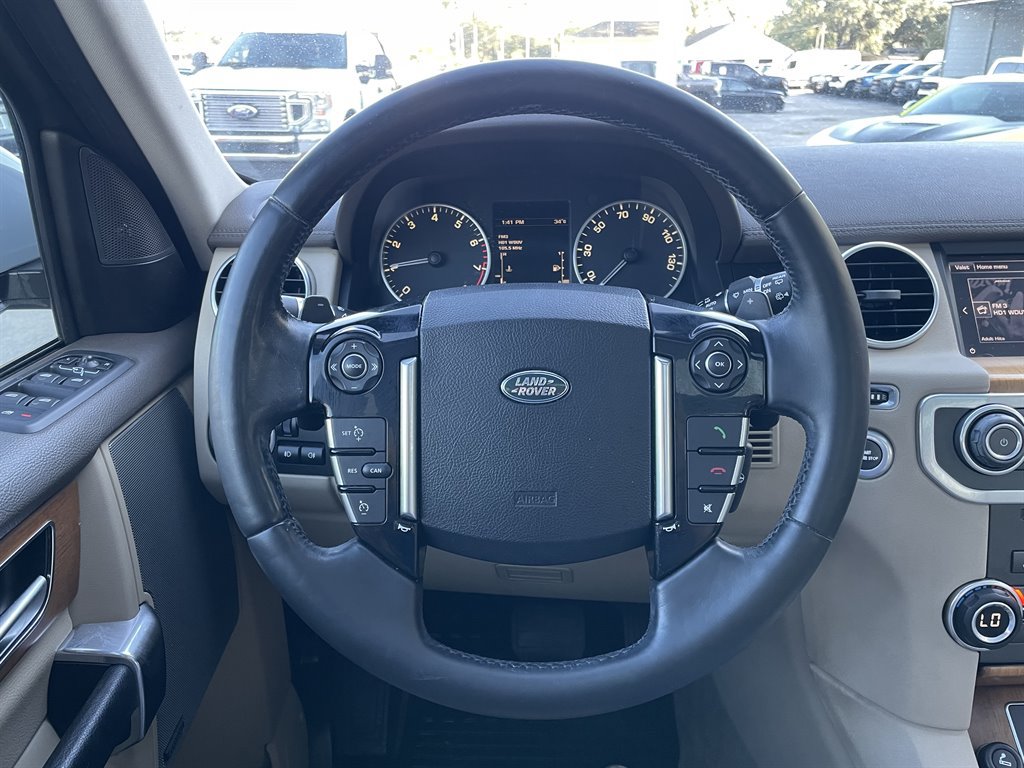 Used 2016 Land Rover LR4 HSE AWD/4WD image 28