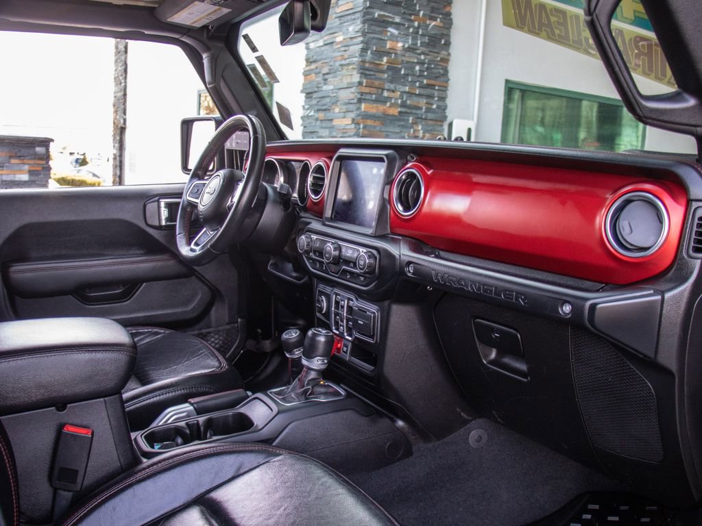 Used 2018 Jeep Wrangler Unlimited Rubicon image 18
