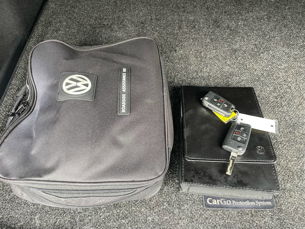 Used 2016 Volkswagen Golf S image 48