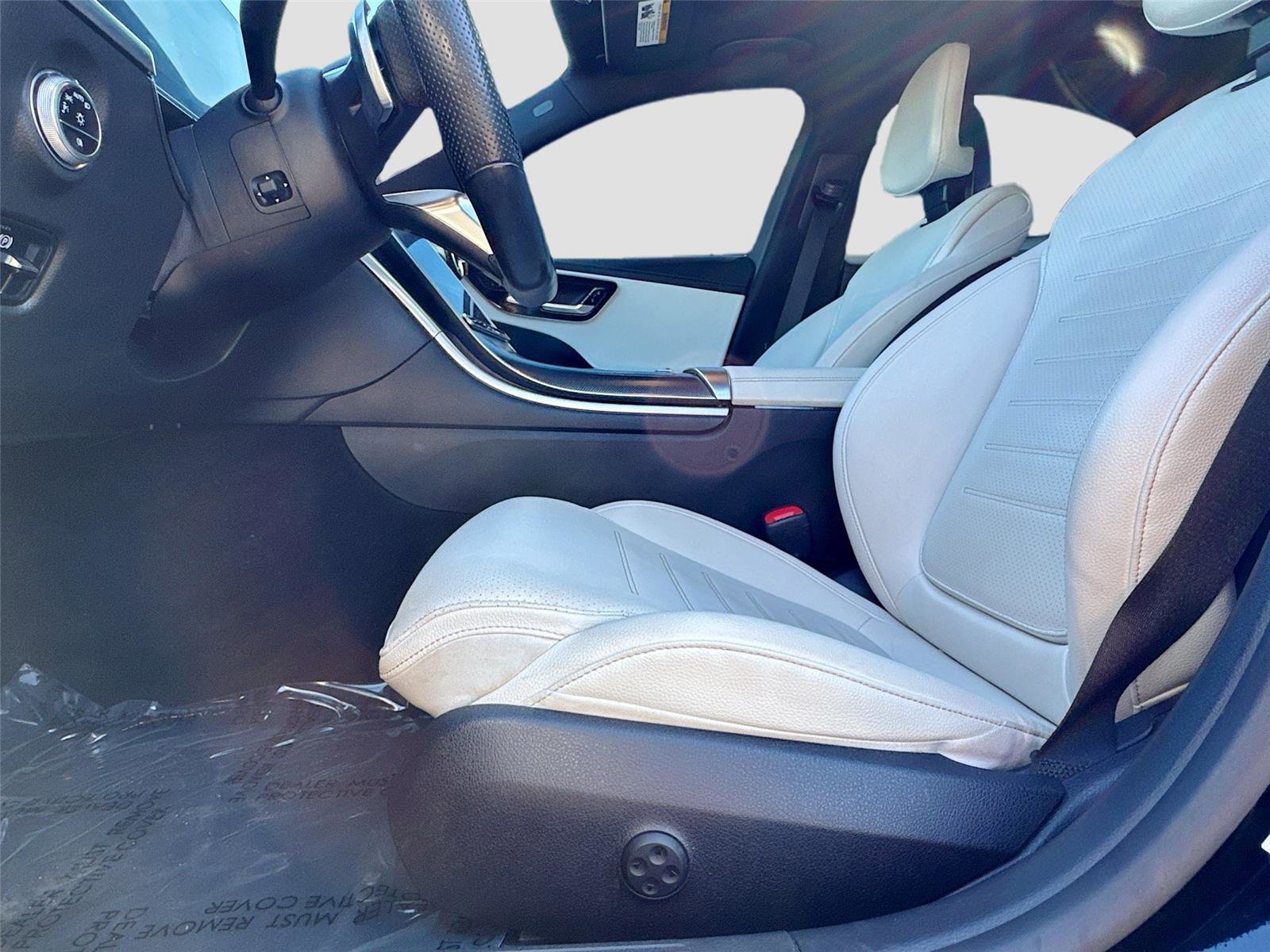 Used 2022 Mercedes-Benz C 300 Sedan image 18