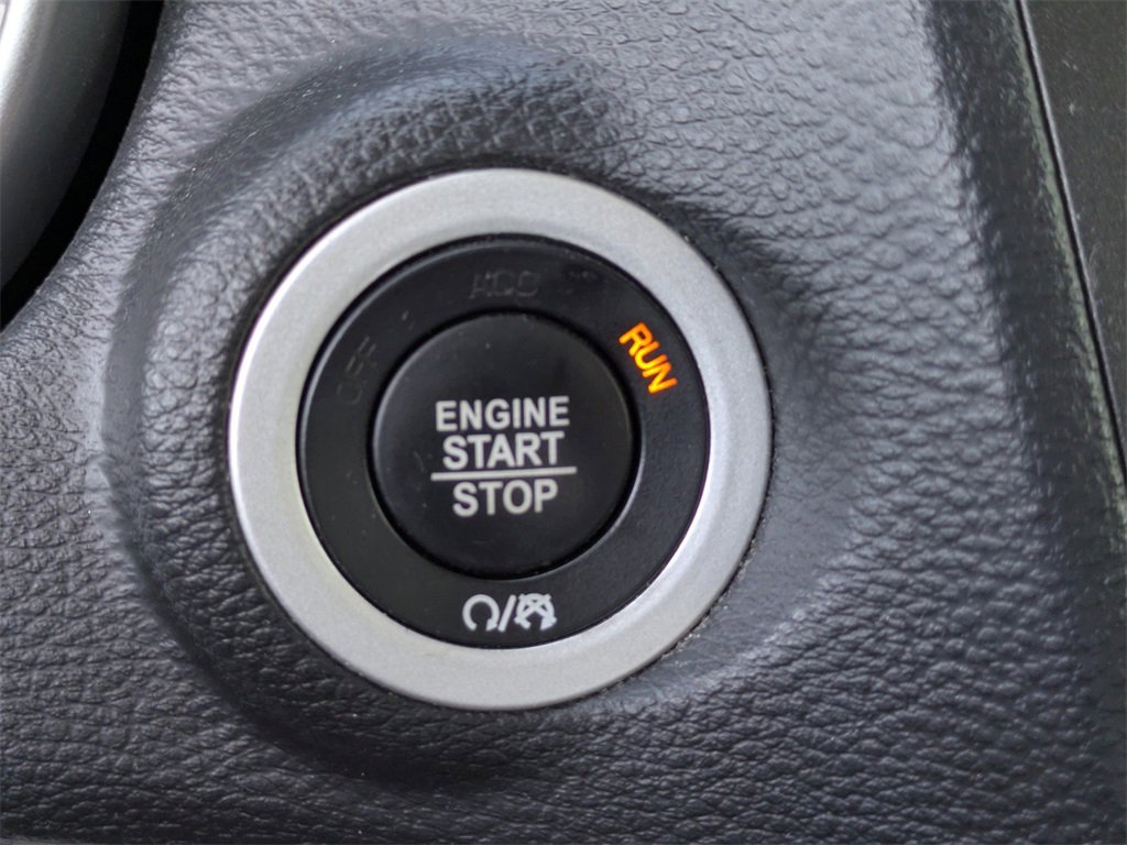 Used 2017 Dodge Journey GT image 31