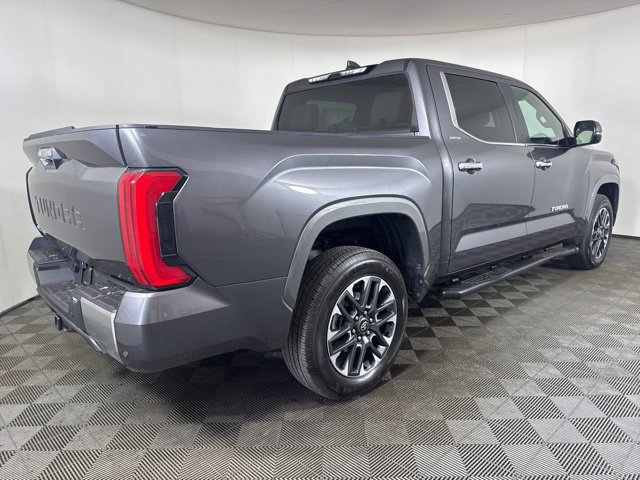Used 2025 Toyota Tundra Limited AWD/4WD image 3