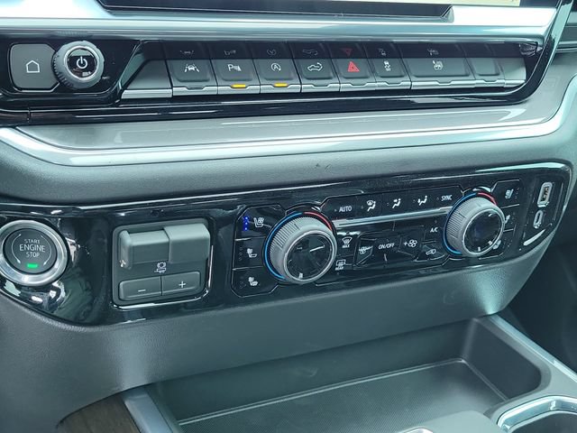 New 2026 Chevrolet Silverado 1500 High Country AWD/4WD image 16