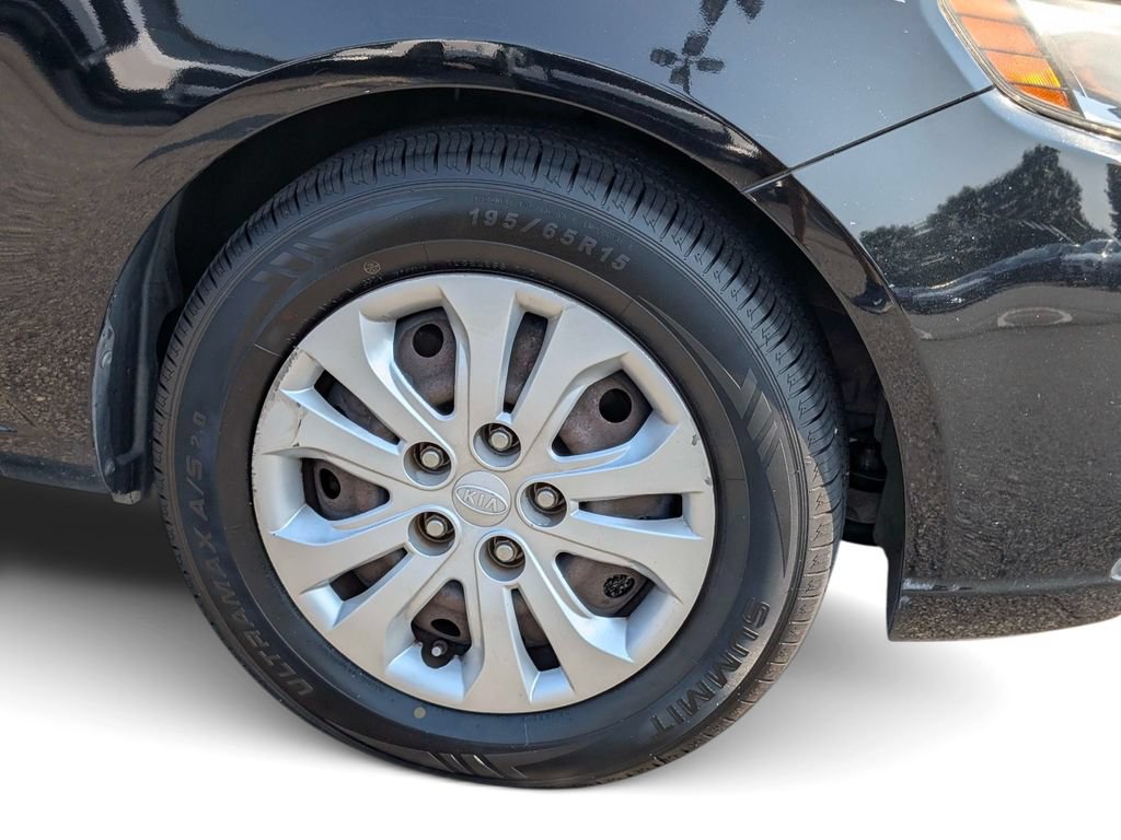 Used 2010 Kia Forte LX w/ Convenience Pkg FWD image 7