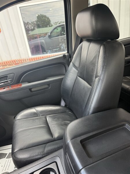 Used 2011 Chevrolet Silverado 1500 LTZ w/ LTZ Plus Package AWD/4WD image 22