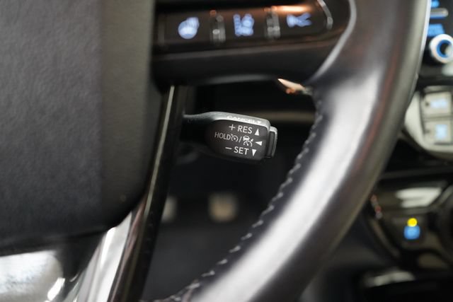 Used 2020 Toyota Prius XLE AWD/4WD image 20