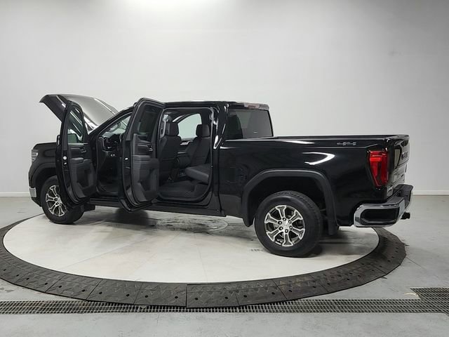 Used 2025 GMC Sierra 1500 SLT image 13