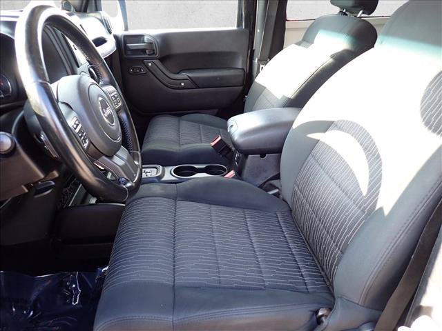 Used 2012 Jeep Wrangler Sahara AWD/4WD image 10